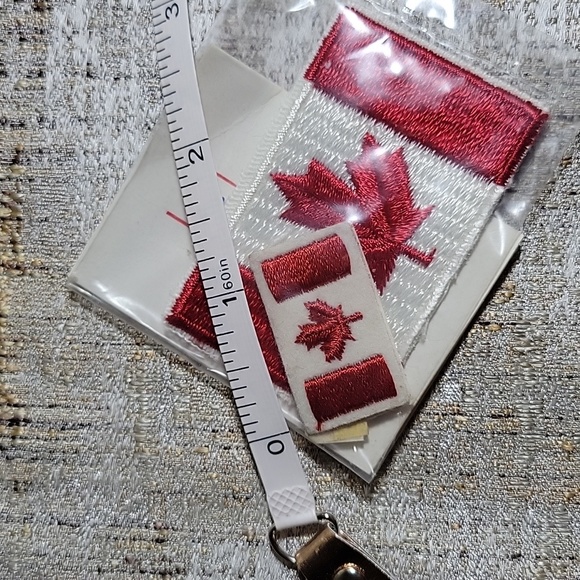 Canadian Embroidered Appliqué Patches - Picture 4 of 13